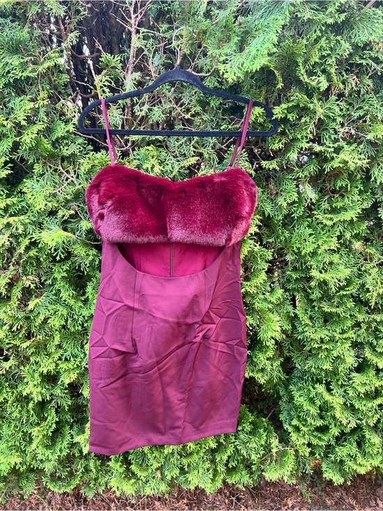naked wardrobe Dresses & Skirts - naked wardrobe burgundy faux fur trim mini dress